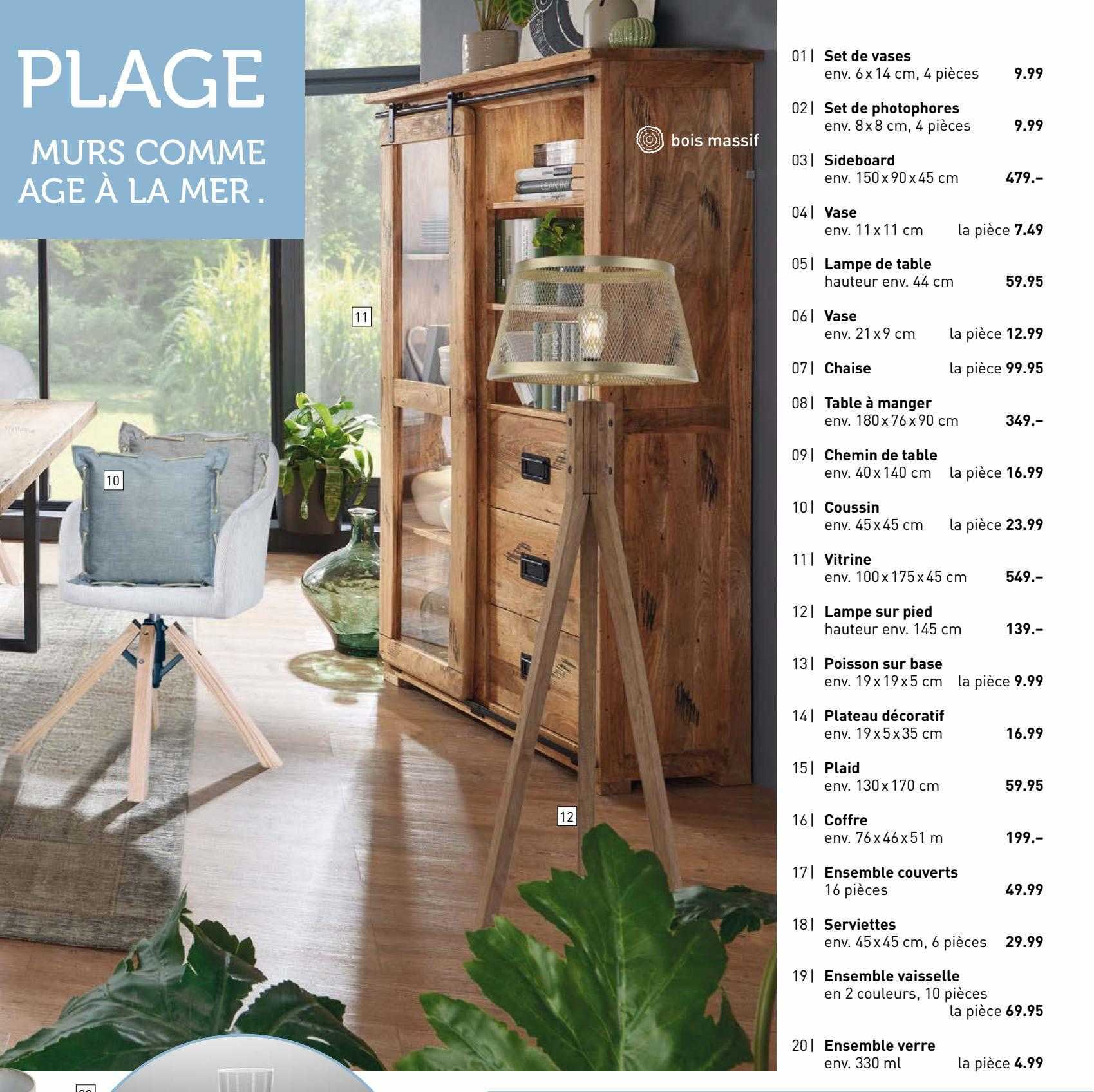 set de vases, set de photophores, sideboard, vase, lampe de table, chaise, table à manger, chemin de table, coussin, vitrine, lampe sur pied, poisson sur base, plateau décoratif, plaid, coffre