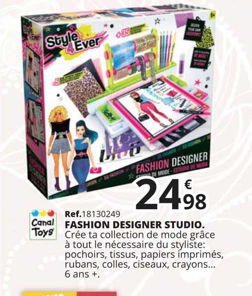 fashion designer studio