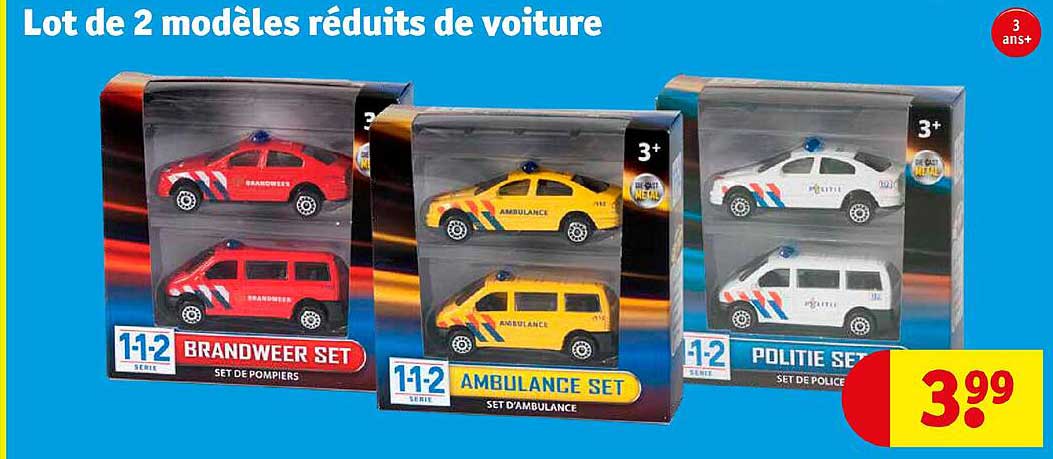 lot de 2 modèles réduits de voiture