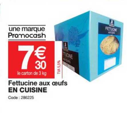 Fettucine Aux œufs En Cuisine