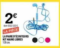 la paire d'écouteurs kit mains libres