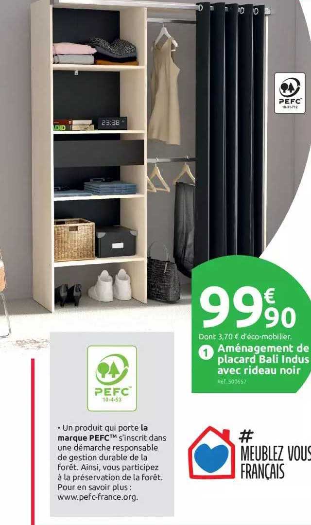 aménagement de placard bali indus avec rideau noi r