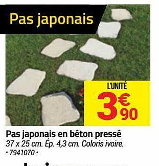 pas japonais en béton pressé