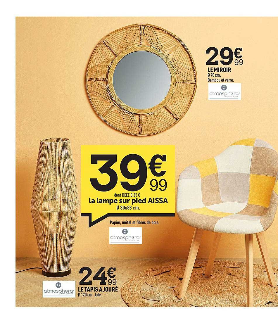 le miroir, la lampe sur pied aissa, le tapis ajouré