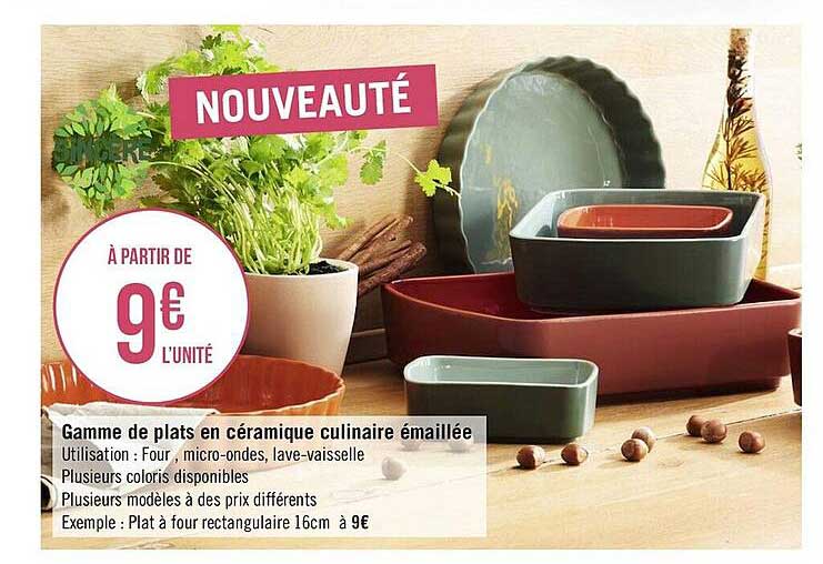 gamme de plats en céramique culinaire émaillée