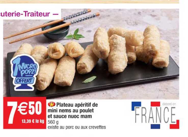 plateau apéritif de mini nems au poulet et sauce nuoc mam