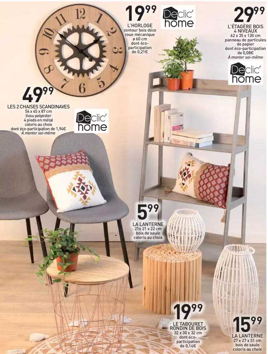 les 2 chaises scandinaves, l'horloge, l'étagère bois 4 niveaux, la lanterne, le tabouret rondin de bois, la lanterne