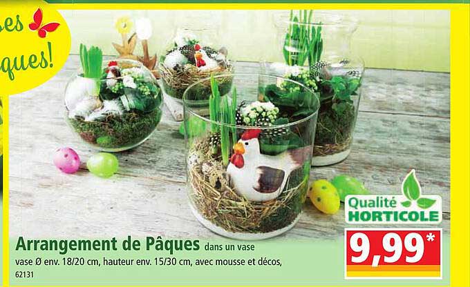 arrangement de pâques dans un vase