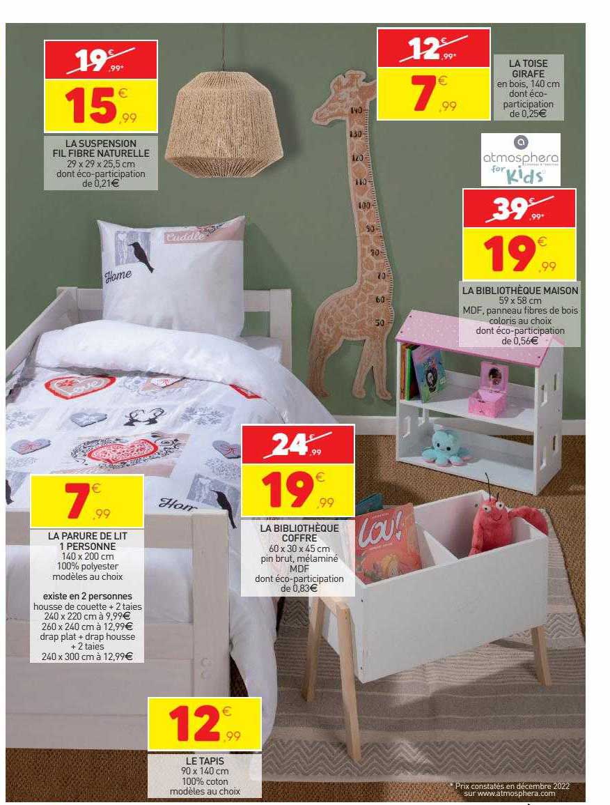 la suspension fil fibre naturelle, la parure de lit 1 personne, le tapis, la bibliothèque coffre, la bibliothèqhe maison, la toise girafe