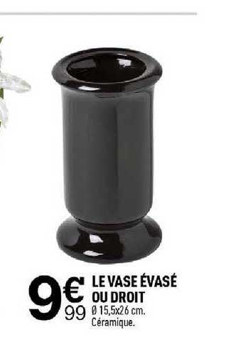 le vase évasé ou droit