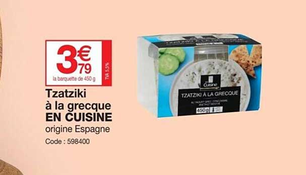 Tzatziki à La Grecque En Cuisine