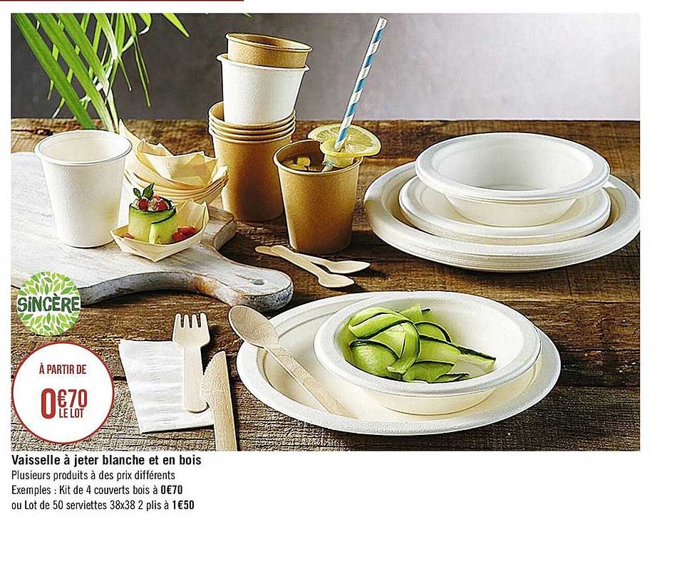 vaisselle à jeter blanche et en bois sincère