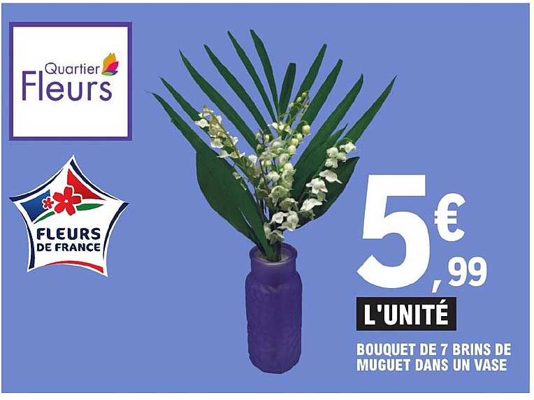 bouquet de 7 brins de muguet dans un vase