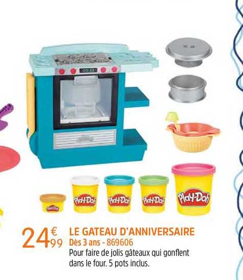 le gâteau d'anniversaire play-doh