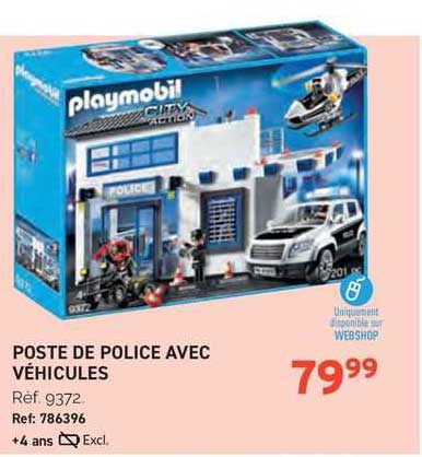 poste de police avec véhicules