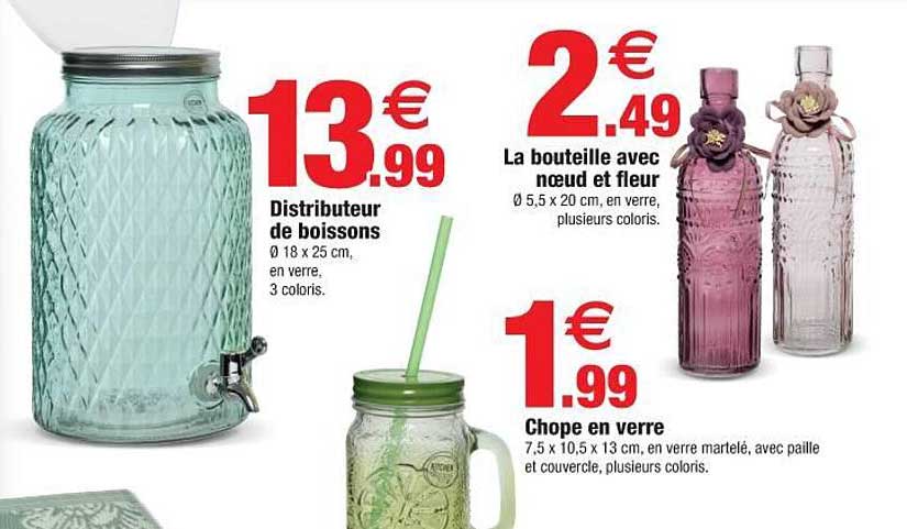 distributeur de boissons, chope en verre, la bouteille avec nœud et fleur