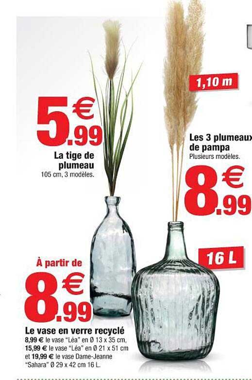 la tige de plumeau, les 3 plumeaux de pampa, le vase en verre recyclé