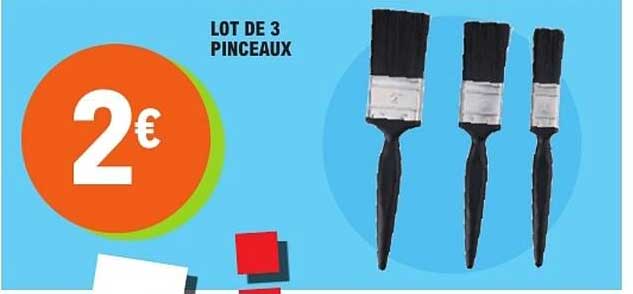 LOT DE 3 PINCEAUX