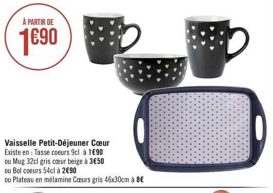vaisselle petit-déjeuner coeur