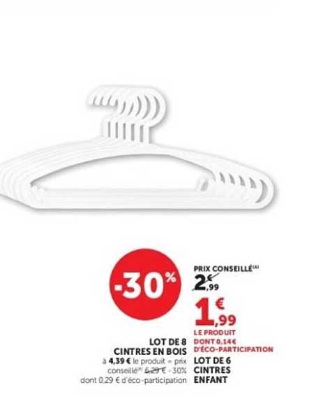 LOT DE 8 CINTRES EN BOIS
