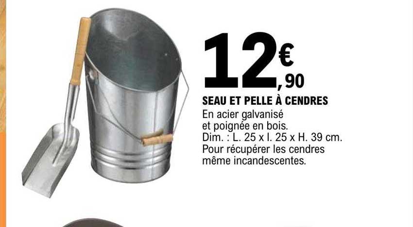 seau et pelle à cendres