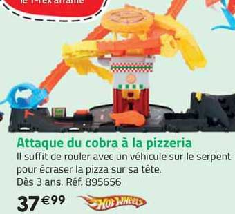 attaque du cobra à la pizzeria hot wheels