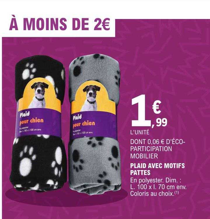 plaid avec motifs pattes