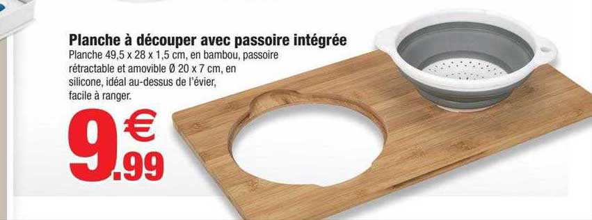 planche à découper avec passoire intégrée